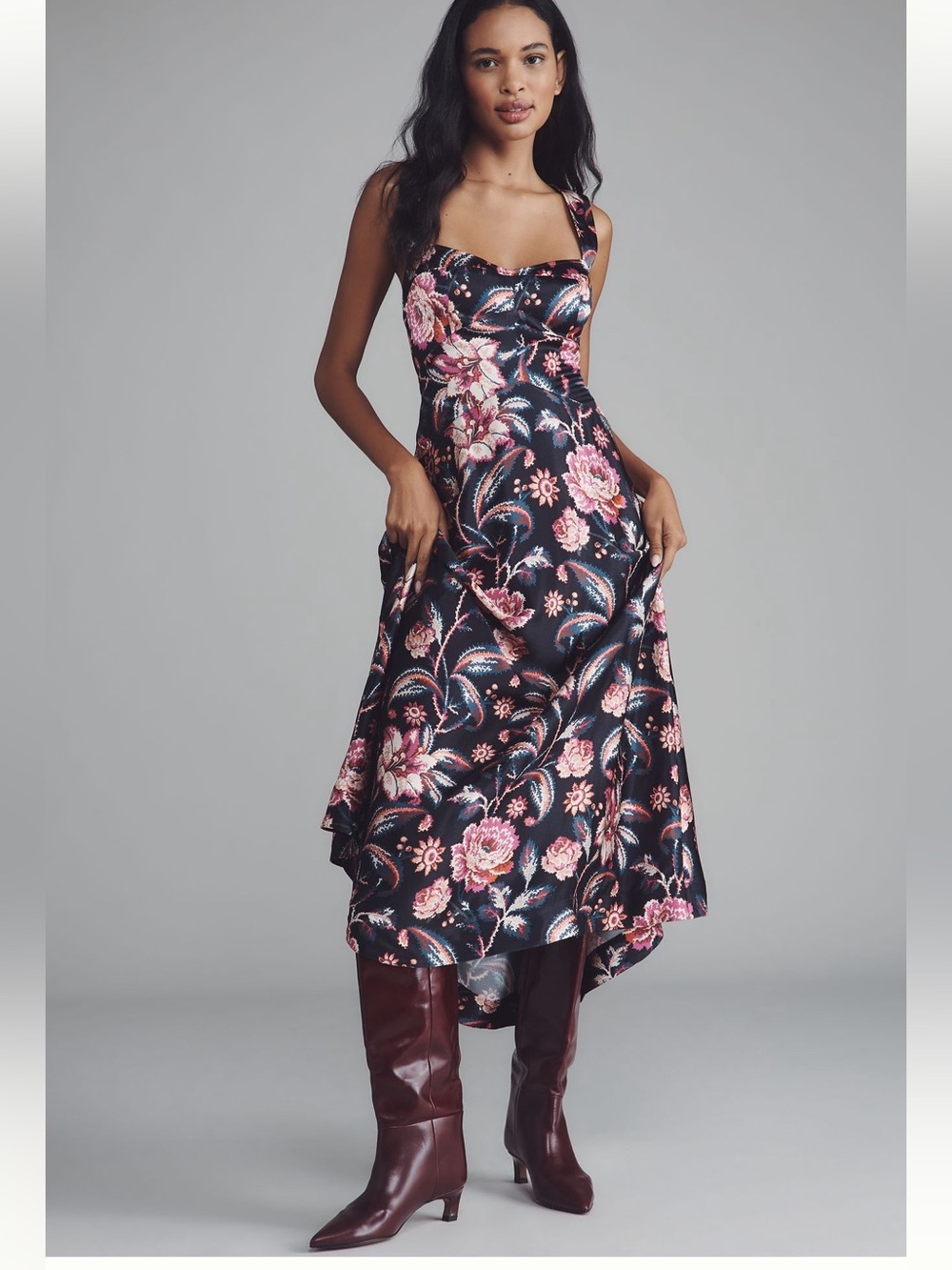 Nwt Floral Square-Neck Midi Dress in Black and Pink